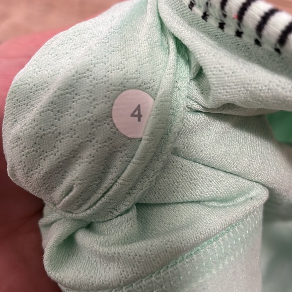 Lululemon Tank - Picture 4 of 4